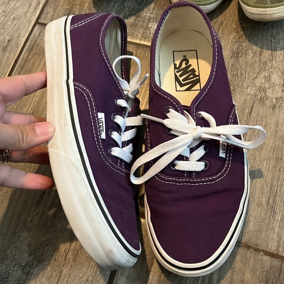 Purple/Eggplant basic classic Vans size 7 - Picture 1 of 3